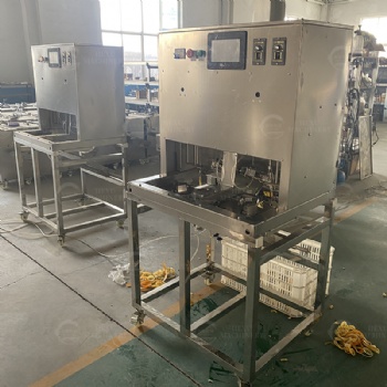 Apple Peeling, Coring and Cutting Machine