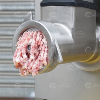 Meat Mincing Machine