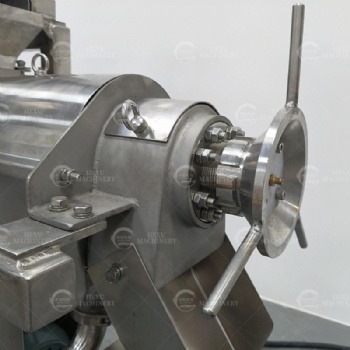Juice Extracting Machine with Crusher